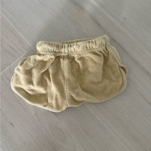 Rylee + Cru Shorts - Picture 2 of 3